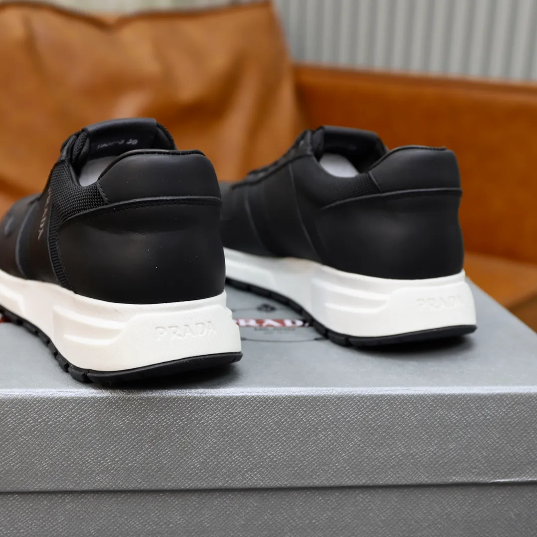 Men's shoes 💰600💰🙅‍♂️🙅‍♂️🙅‍♂️ [PRADA] Prada - High-end quality original order - Upper: Nappa calfskin, tumbled calfskin spliced stretch cloth surface, tongue high frequency brand logo - Lining: water-dyed cowhide - Outsole: ultra-light TPU foam rubber; two-color molded outsole -Ultra-high quality control and fine workmanship: outstanding (high-end, extravagance, grade) -Size: 38-44 (45 can be customized)